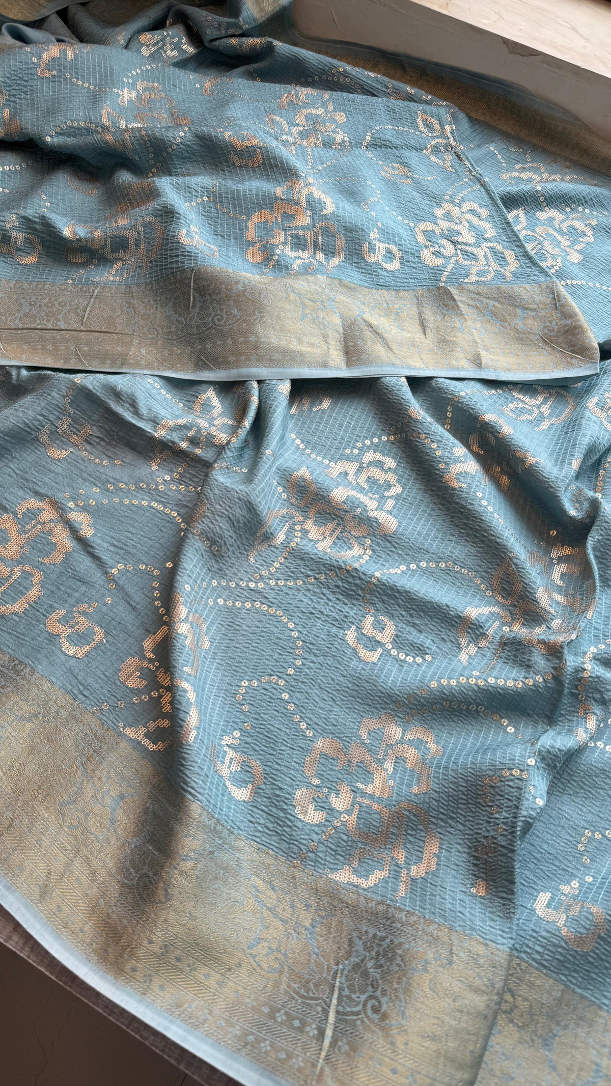 Pure Munga Silk Saree with Multi-Thread and Zari Embroidery