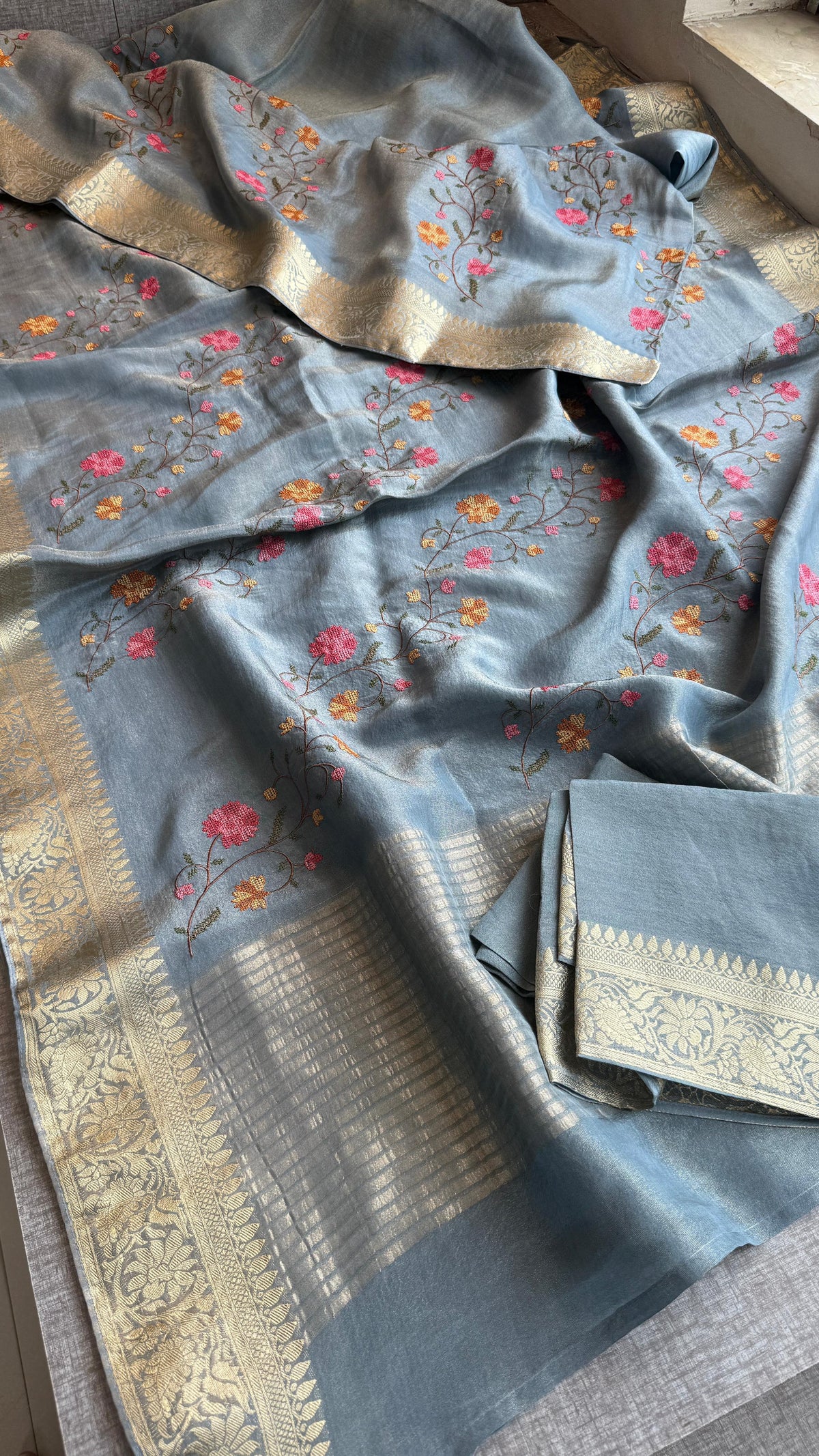 Pure Munga Silk Saree with Multi-Thread and Zari Embroidery
