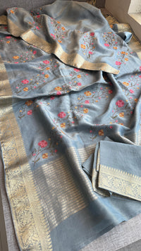 Pure Munga Silk Saree with Multi-Thread and Zari Embroidery