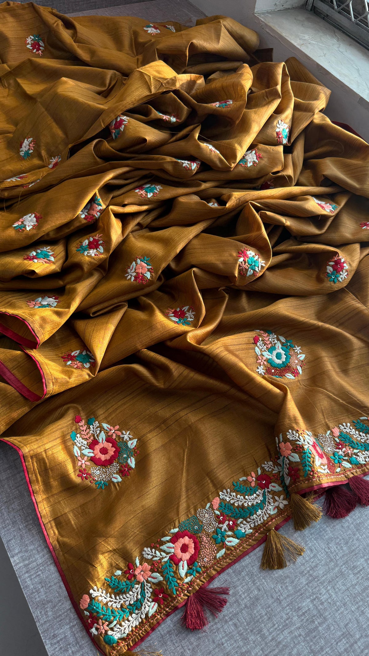Pure Tussar Linen Silk Saree with Hand Knot Embroidery