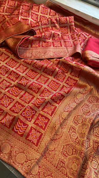Pure Munga Silk Saree with Meena Banarasi Weaving