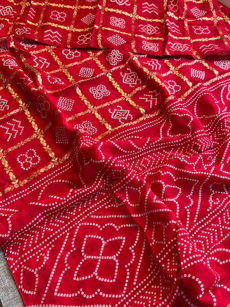 Pure Crepe Silk Saree with Bandhani Banarasi Weaving
