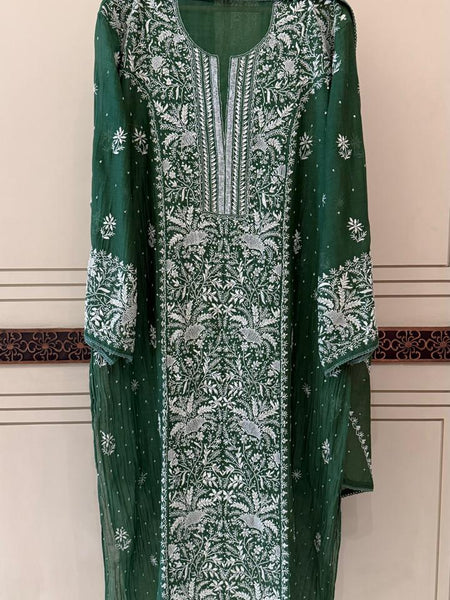 Pure Mul Chanderi Kurta Dupatta Set with Exquisite Pearl & Katdana Embellishments