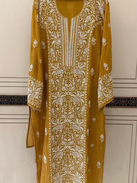 Pure Mul Chanderi Kurta Dupatta Set with Exquisite Pearl & Katdana Embellishments