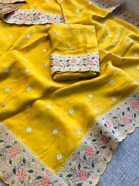 Pure Munga Silk Saree with Multi-Thread Embroidery & Zari Work
