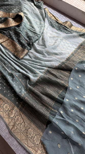 Chinon Crepe Banarasi Saree with Bandhani Print Design