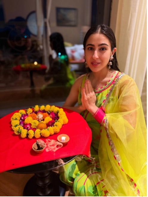 Ganpati Aagman 2025 Celebrity Styles: How to Replicate these Festive Bollywood Outfits using Enwrape