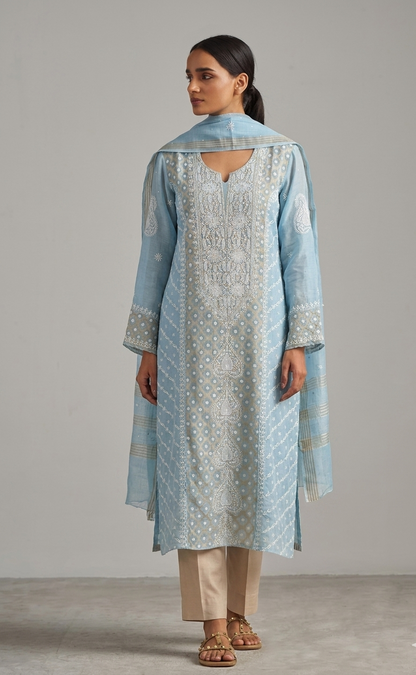 Pearl Sequins And Katdana On Mul Chanderi · 28 Artisan Hours of work · The Tehzeeb Edit