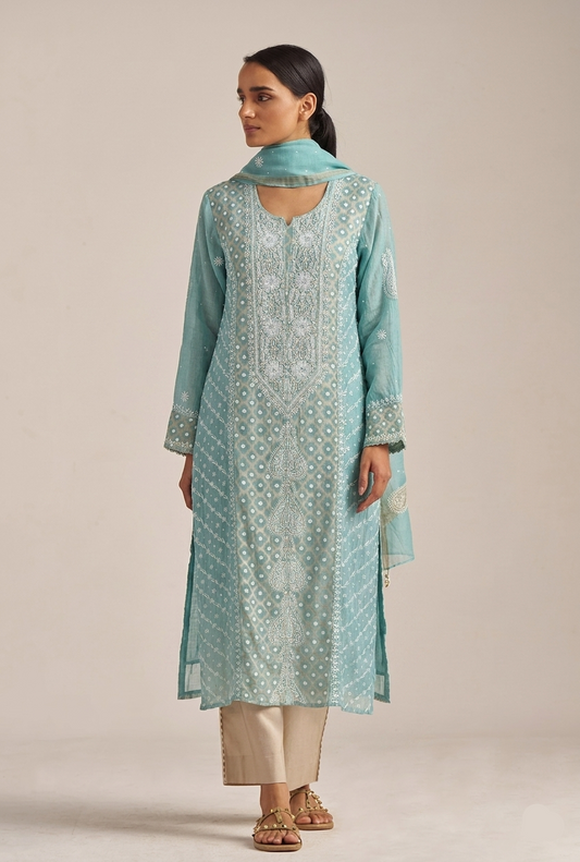 Zariya Panel Mul Chanderi Kurta Dupatta Set With Pearl Sequin And Katdana Handwork