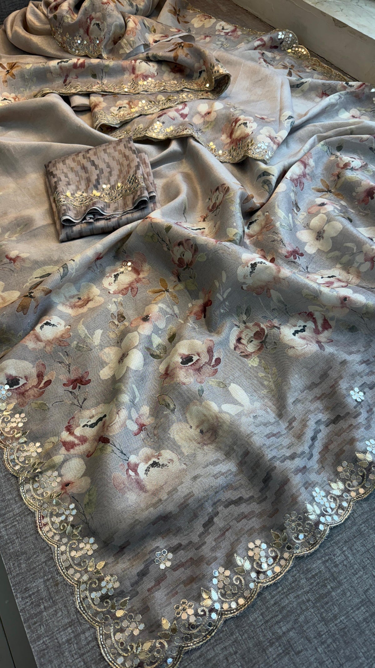 Tussar Linen Silk Saree with Gotapatti & Kutdana Work