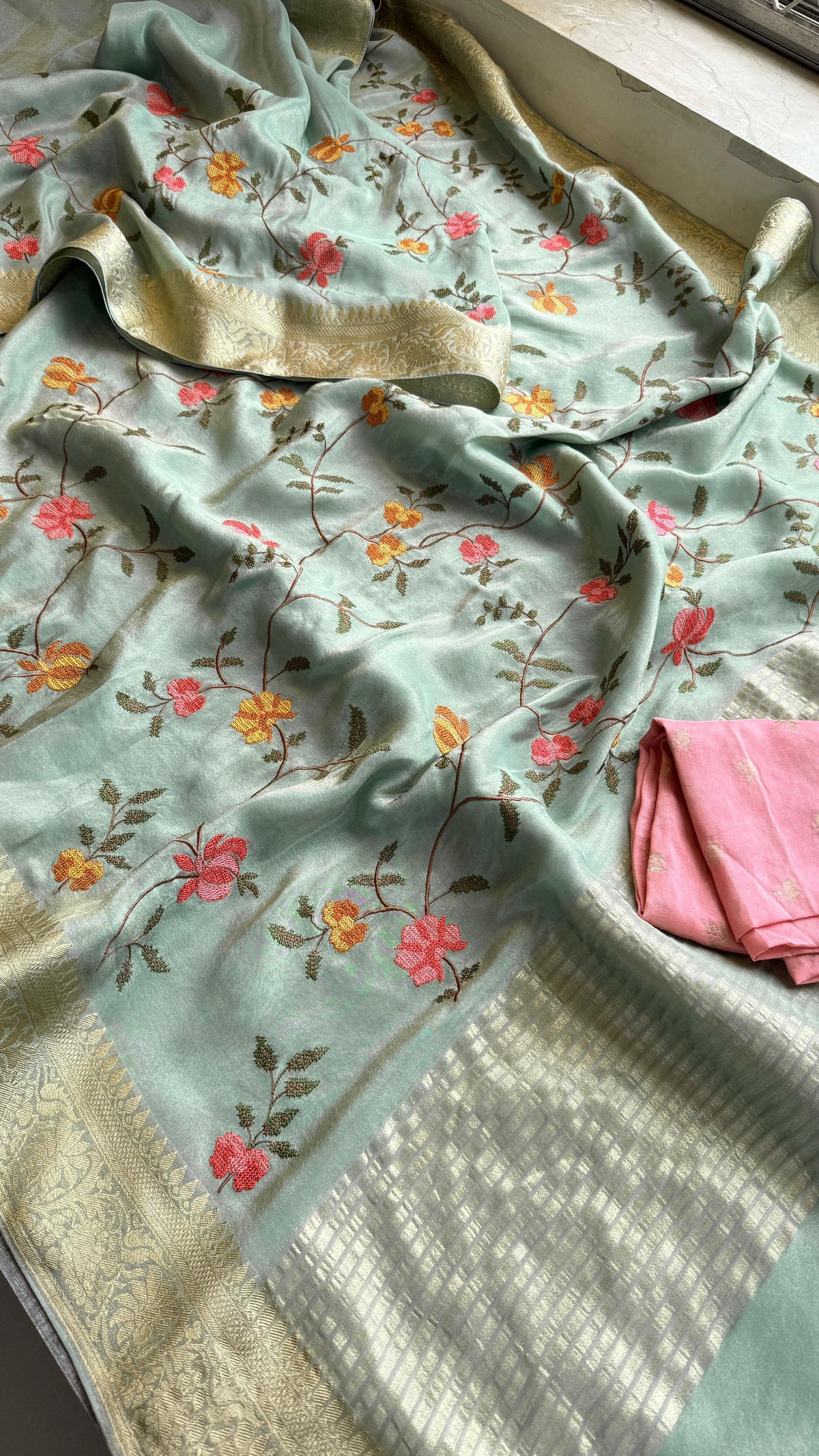 Pure Munga Silk Saree with Multi-Thread and Zari Embroidery