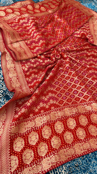 Pure Khaddi Georgette Dupatta with Bandhani Weaving