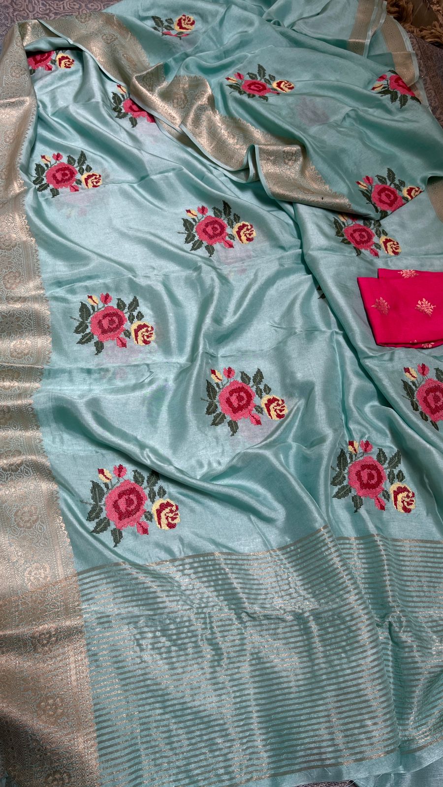 Pure Munga Banarasi Weaving Saree with Multi-Thread Embroidery