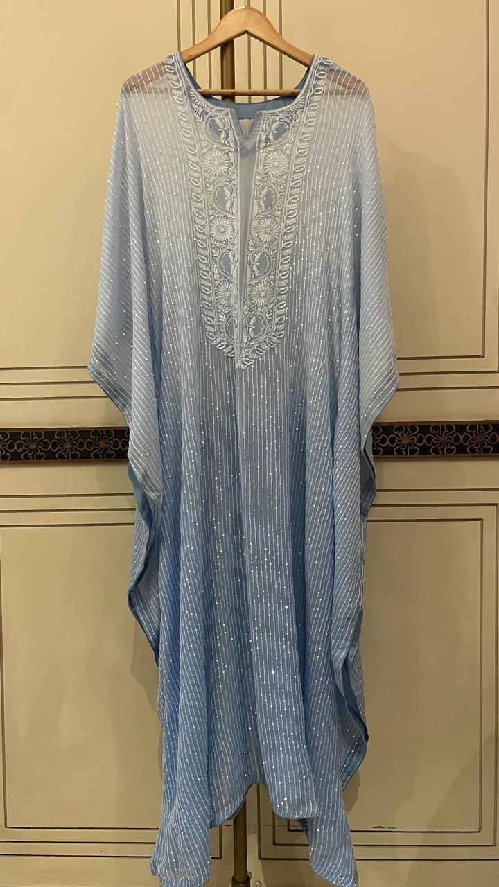 Pure Mulmul Kurta Set with Jaali Motifs for Chic Daywear