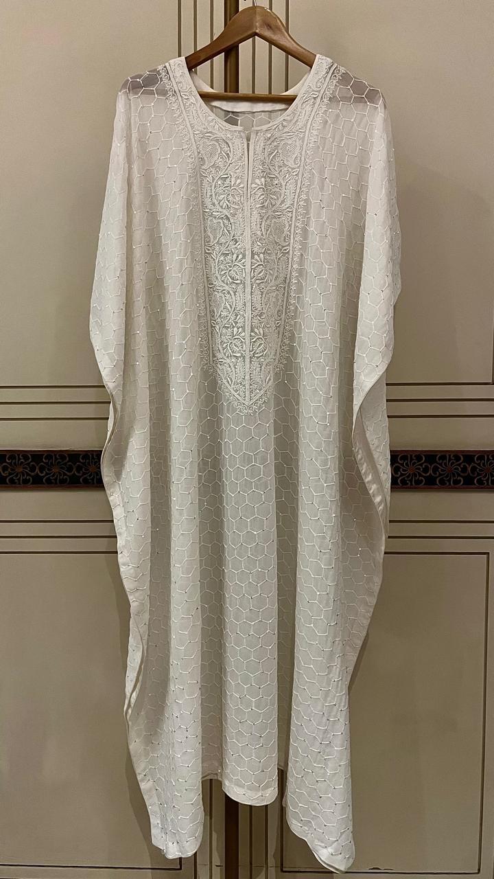 Pure Mulmul Kurta Set with Jaali Motifs for Chic Daywear