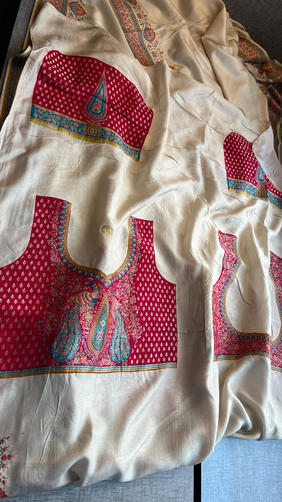 Elegant Meena Banarasi Munga Tussar Silk Saree
