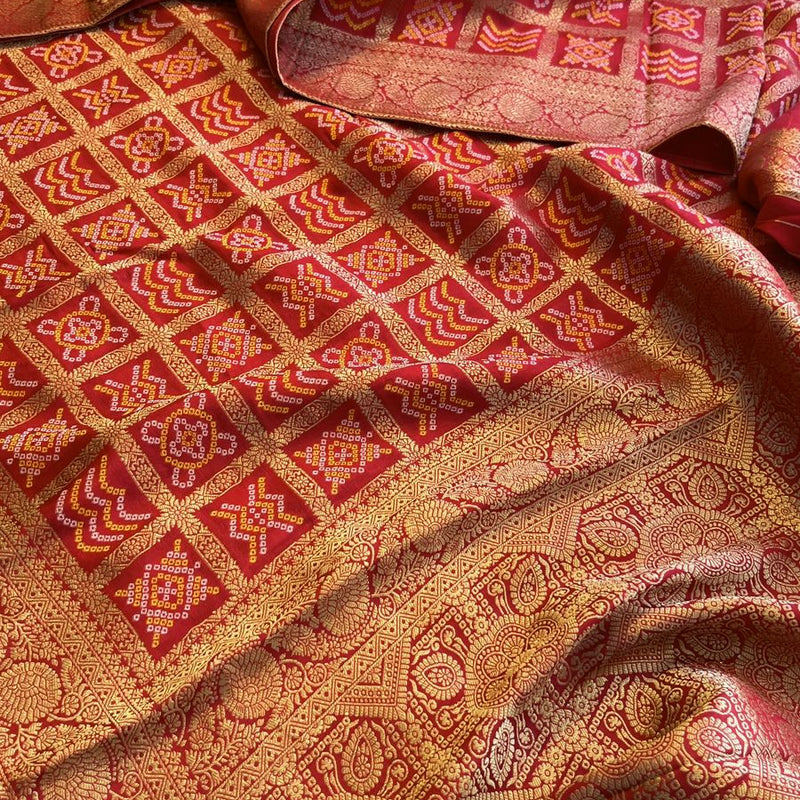 Pure Munga Silk Saree with Meena Banarasi Weaving