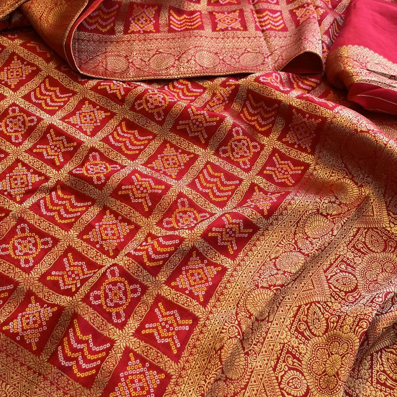 Pure Munga Silk Saree with Meena Banarasi Weaving