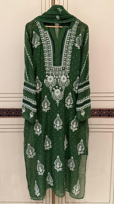 Luxurious Mul Chanderi Kurta Dupatta Set with Pearl & Katdana Embellishments
