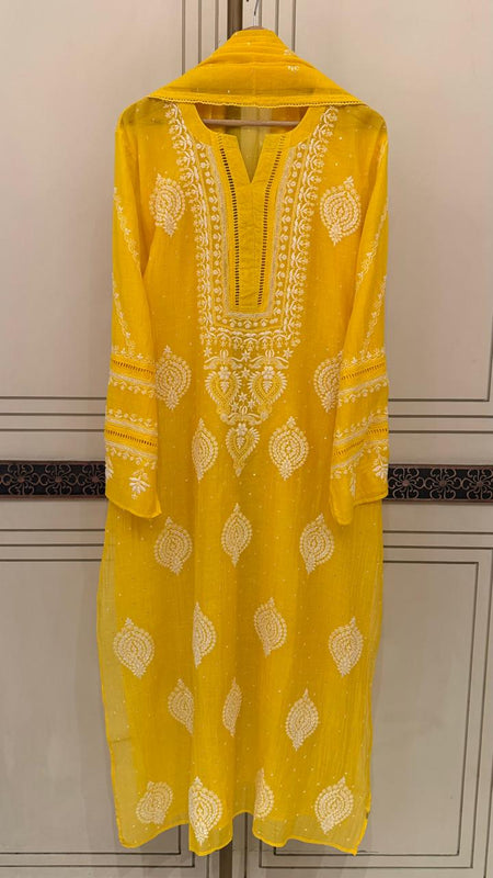 Luxurious Mul Chanderi Kurta Dupatta Set with Pearl & Katdana Embellishments