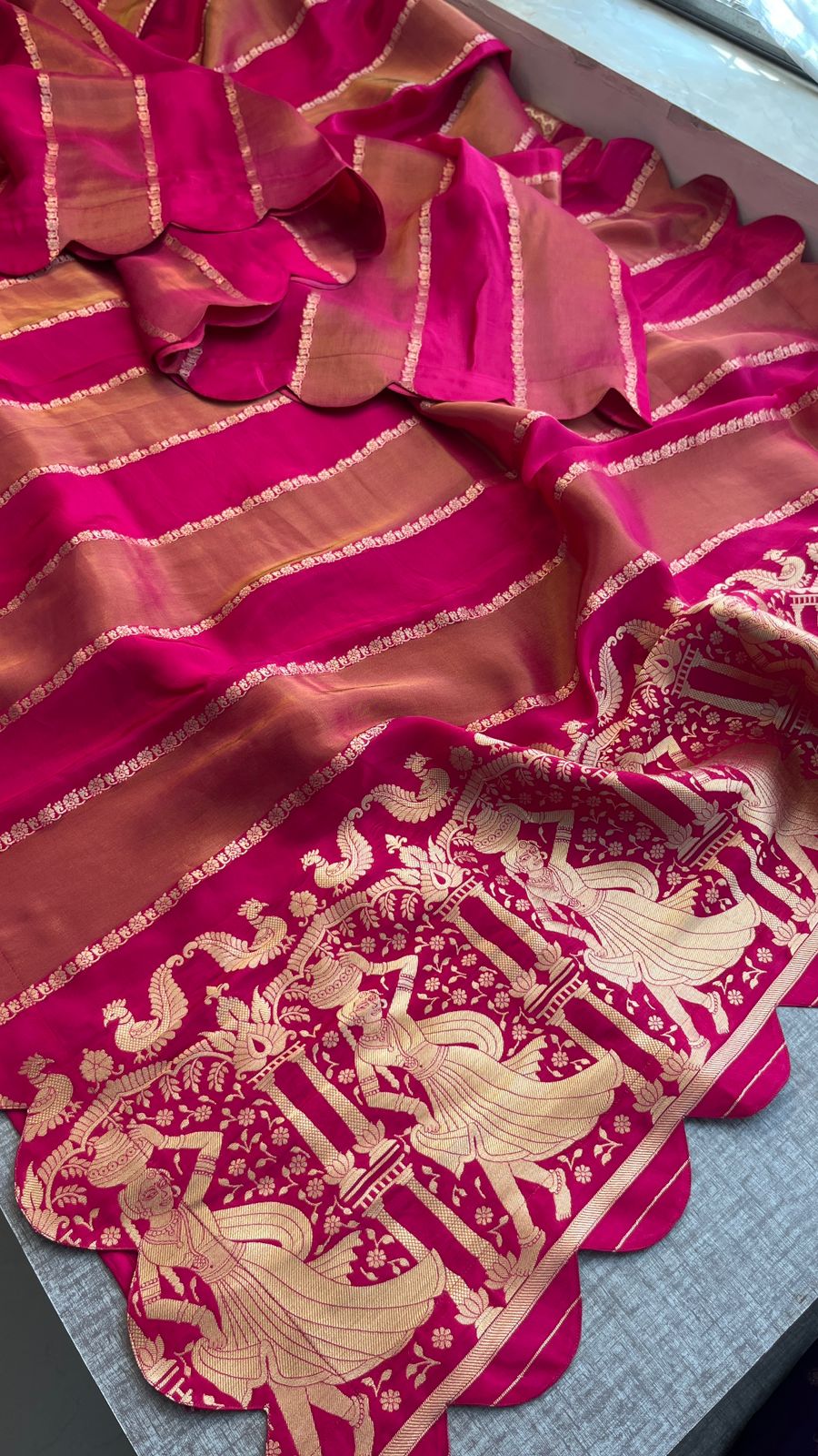 Pure Crepe Silk Saree with Zari Banarasi Weaving