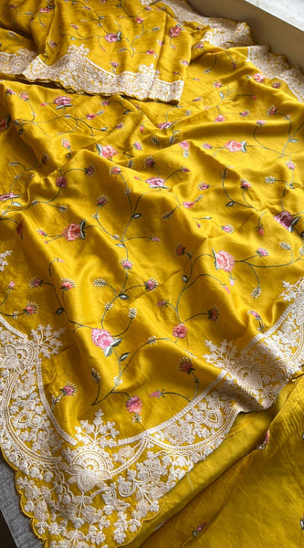 Pure Soft Munga Silk Saree with Multi-Thread Embroidery