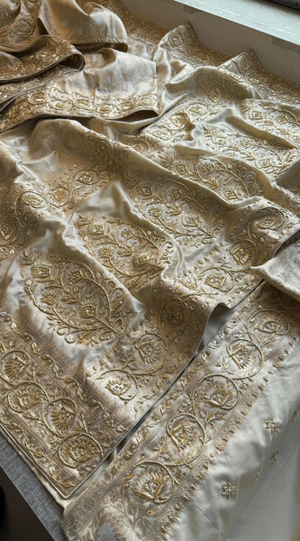 Munga Banarasi Silk Saree with Pearl & Zardozi Embroidery