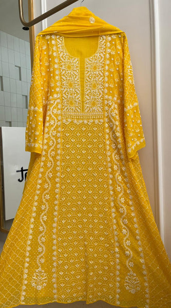 Mul Chanderi Kalidar Set with Pearl & Katdana Work