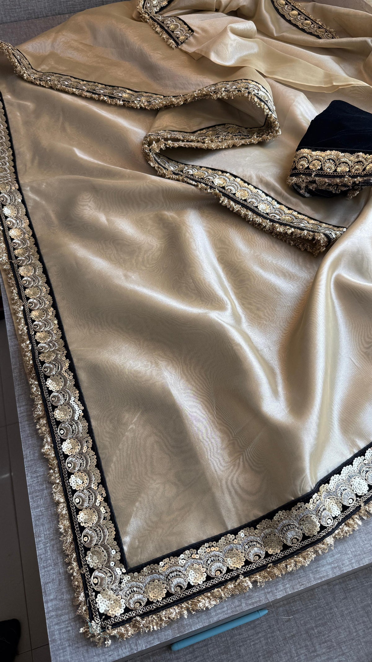 Pure Tissue Handloom Silk Saree with Elegant Border Concept Design