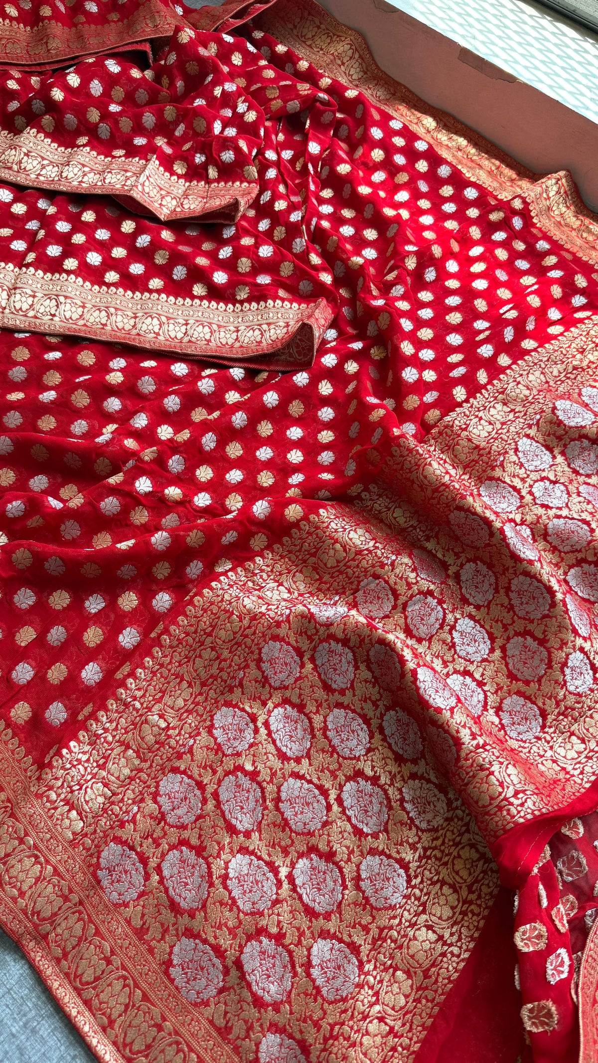 Pure Khaddi Georgette Banarasi Silk Saree in Traditional Weaving Design