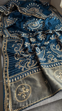 Pure Munga Silk Saree with Traditional Sikhiya Gotapatti Work