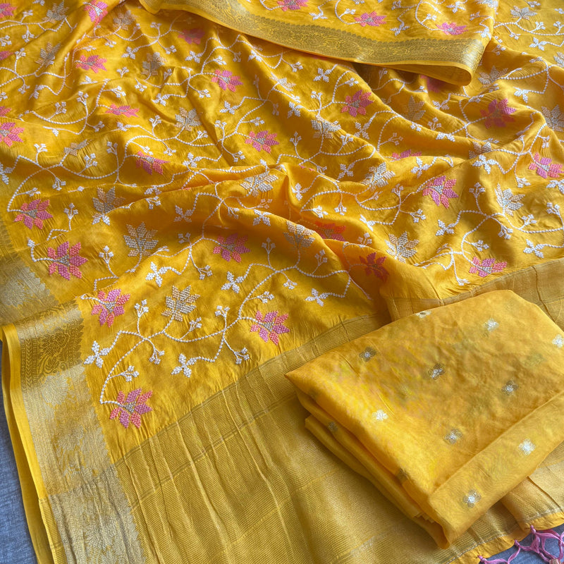 Pure Munga Silk Banarasi Saree with Multi-Thread Embroidery & Blouse