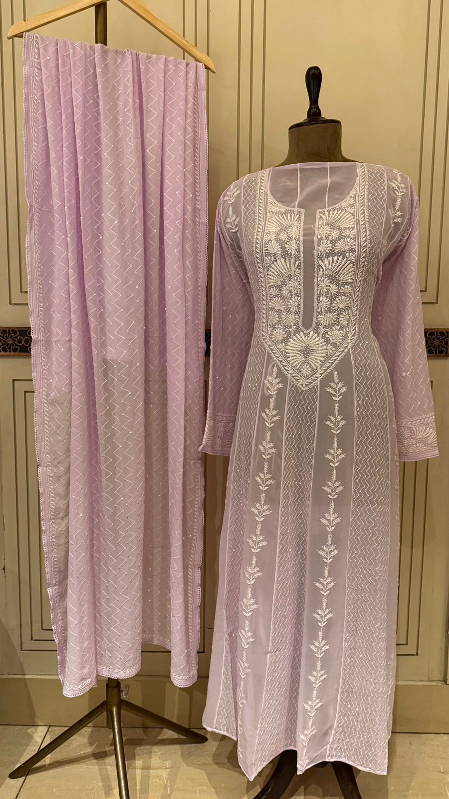 Pure Georgette Anarkali Kurta Dupatta Set with Pearl Sequins and Katdana Embellishment