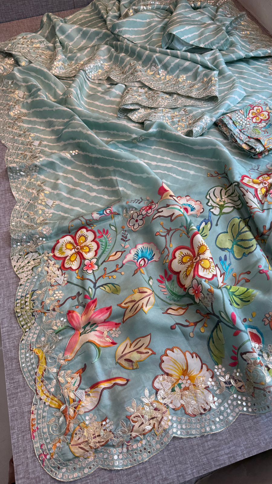 Pure Munga Silk Hand-Painted Leheriya Saree with Floral Print & Heavy Gotapatti Border