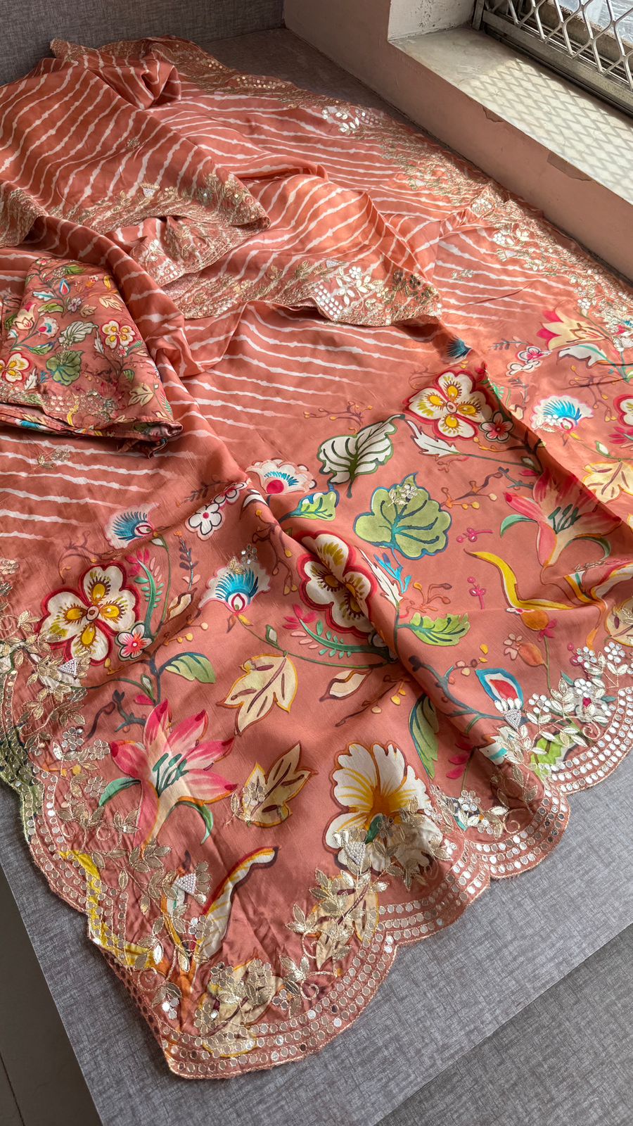 Pure Munga Silk Hand-Painted Leheriya Saree with Floral Print & Heavy Gotapatti Border