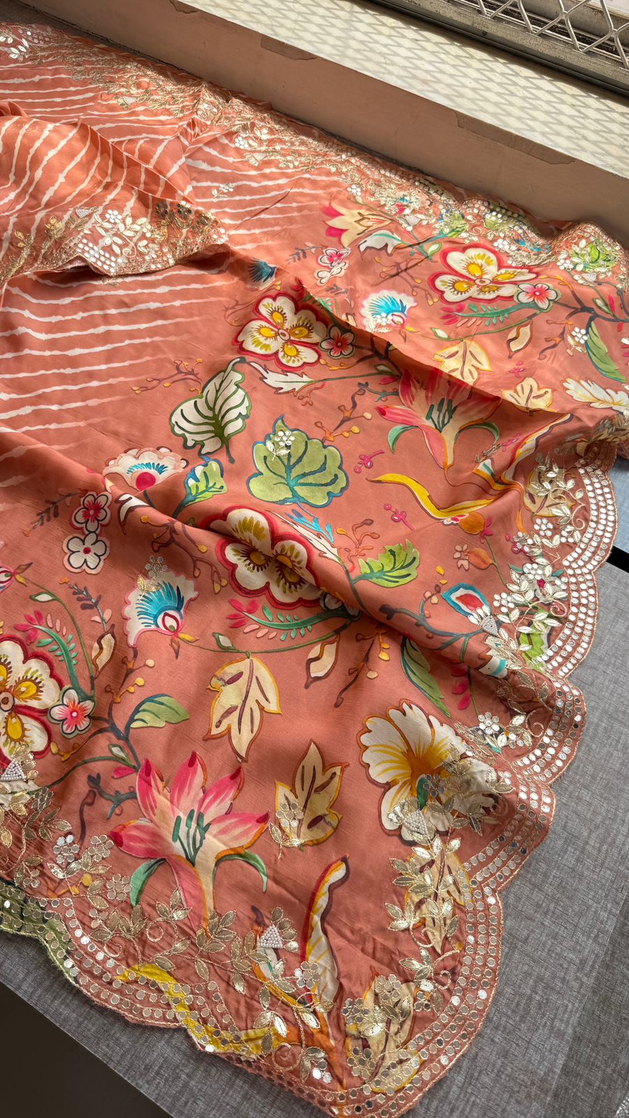 Pure Munga Silk Hand-Painted Leheriya Saree with Floral Print & Heavy Gotapatti Border