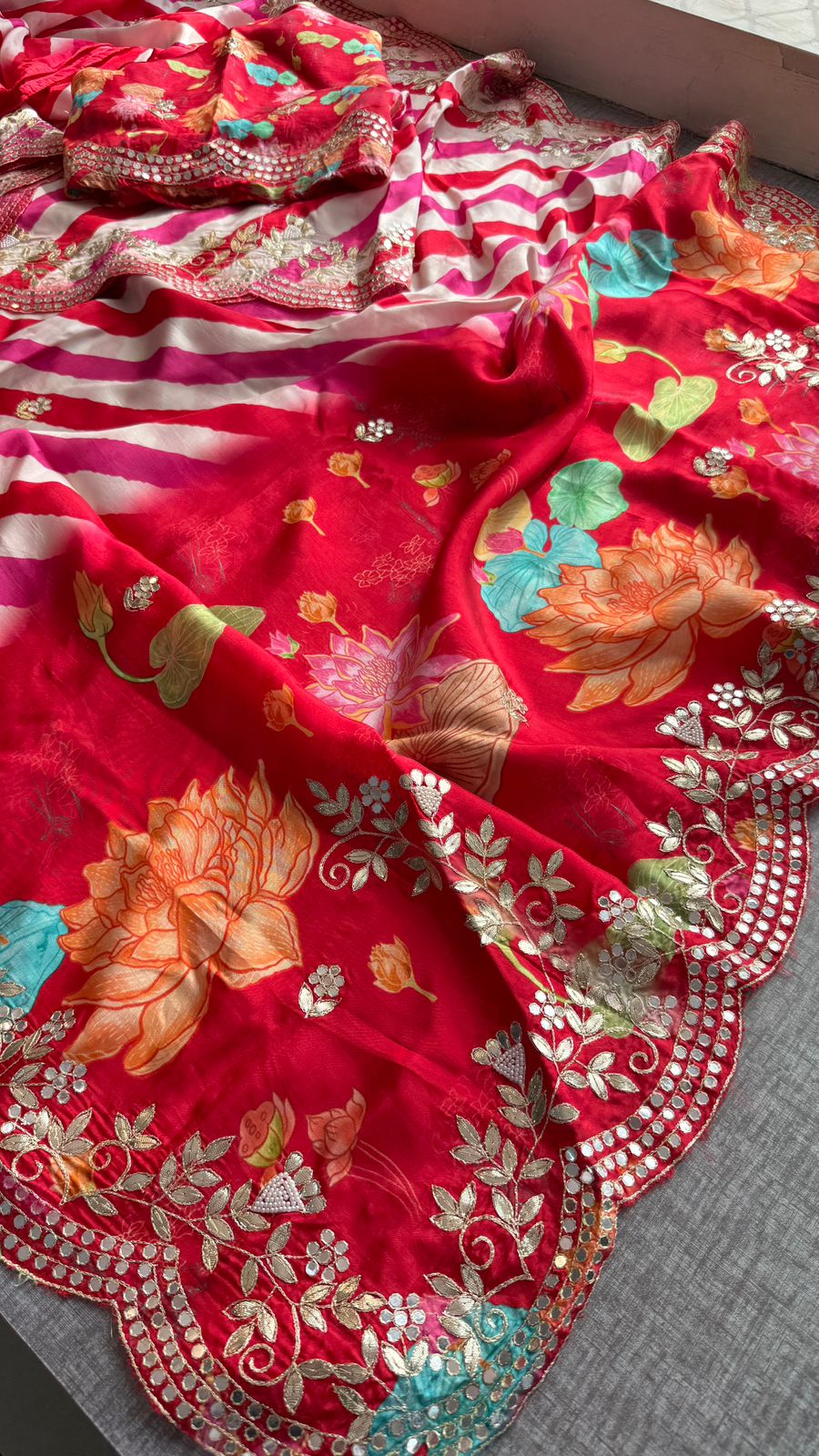 Pure Munga Silk Hand-Painted Leheriya Saree with Floral Print & Heavy Gotapatti Border