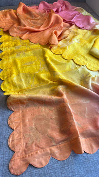 Soft Pure Munga Silk Banarasi Saree with Floral Zari Weaving & Scallop Border Concept