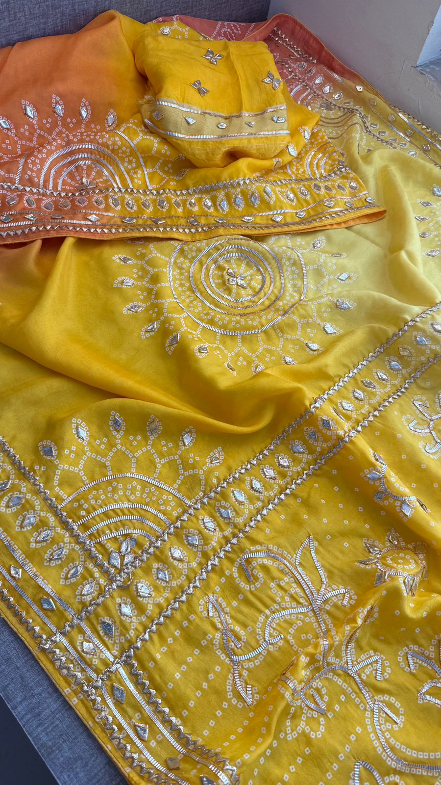 Vibrant Dual Tone Munga Silk Saree With Intricate Sikhiya Gotapatti Artistry