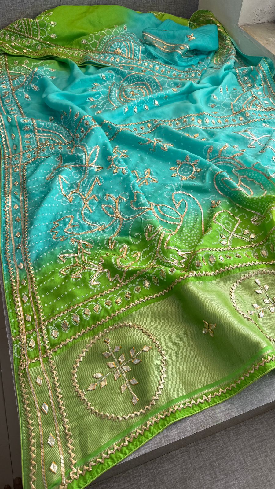 Vibrant Dual Tone Munga Silk Saree With Intricate Sikhiya Gotapatti Artistry