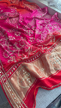 Vibrant Dual Tone Munga Silk Saree With Intricate Sikhiya Gotapatti Artistry