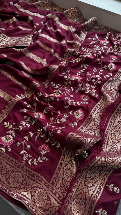 Zardozi Sequins And Gotta Patti On Munga Silk Banarasi · 56 Artisan Hours of work · The Sunehri Edit