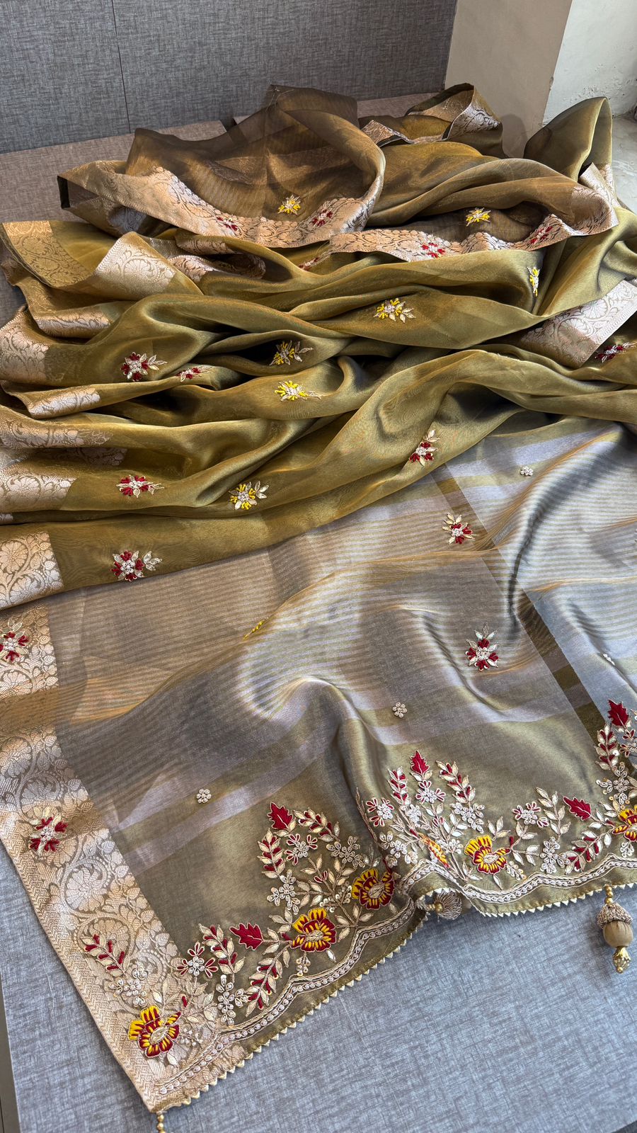 Zardozi Floral Border On Pure Tissue Silk Banarasi · 60 Artisan Hours of work · The Zari Edit