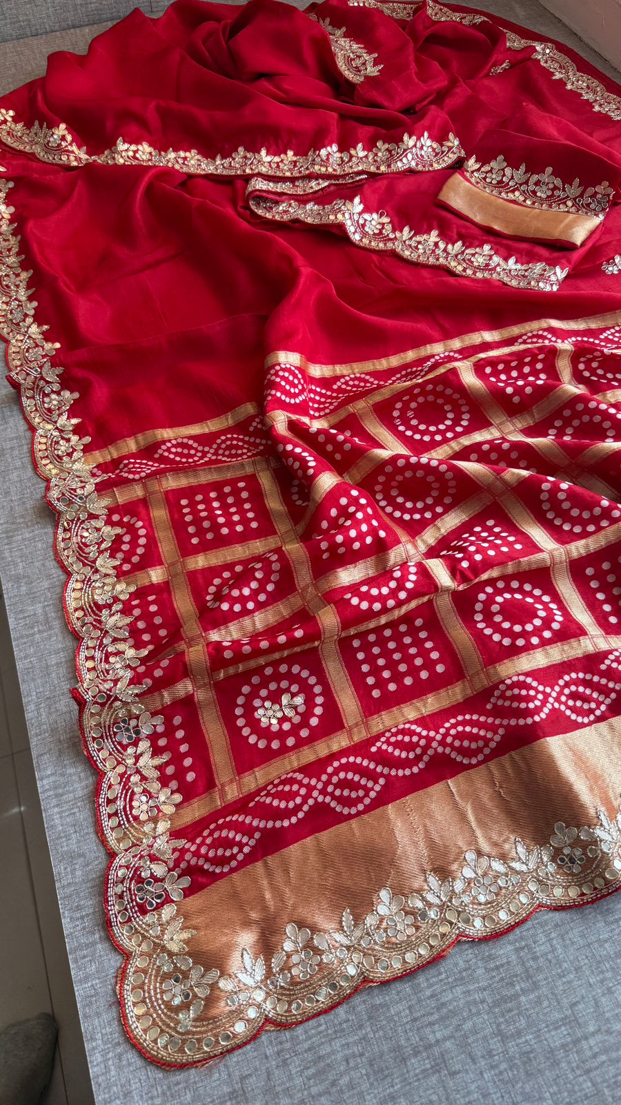 Royal Pure Munga Silk Banarasi Saree With Zardozi & Gota Patti Handwork