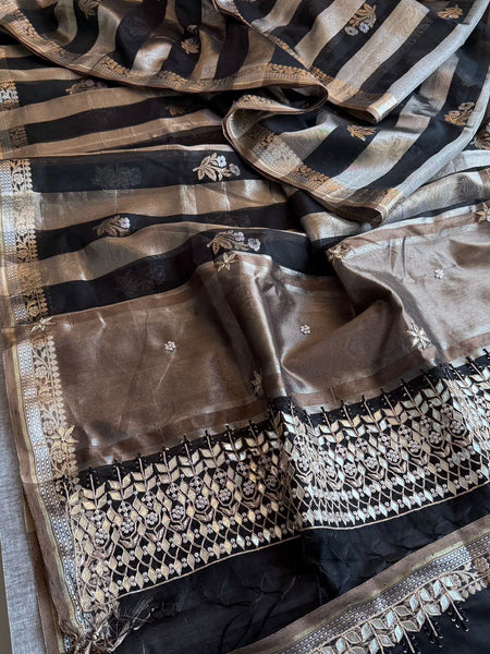 Royal Banarasi Silk Saree With Zardozi Heritage Border & Dual Tone Stripes