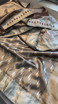 Elegant Tissue Silk Banarasi Saree With Handcrafted Zardozi Gotapatti Pearl Border Detailing