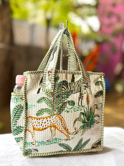 Quilted Printed Lunch Box Hand Bag With Bottle Pocket And Zip Closure