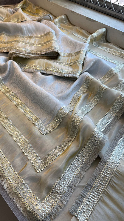 Zari Jacquard Weaving On Cosmo Munga Silk · 28 Artisan Hours of work · The Sunehri Edit