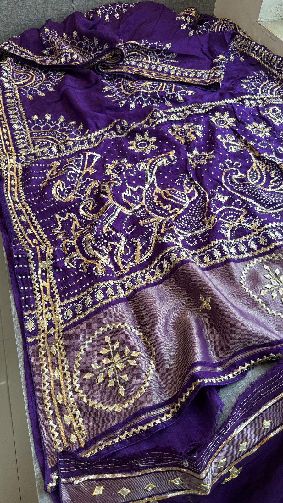 Sikhiya Gotta Patti On Munga Silk Lakdi Patta · 48 Artisan Hours of work · The Gajra Edit
