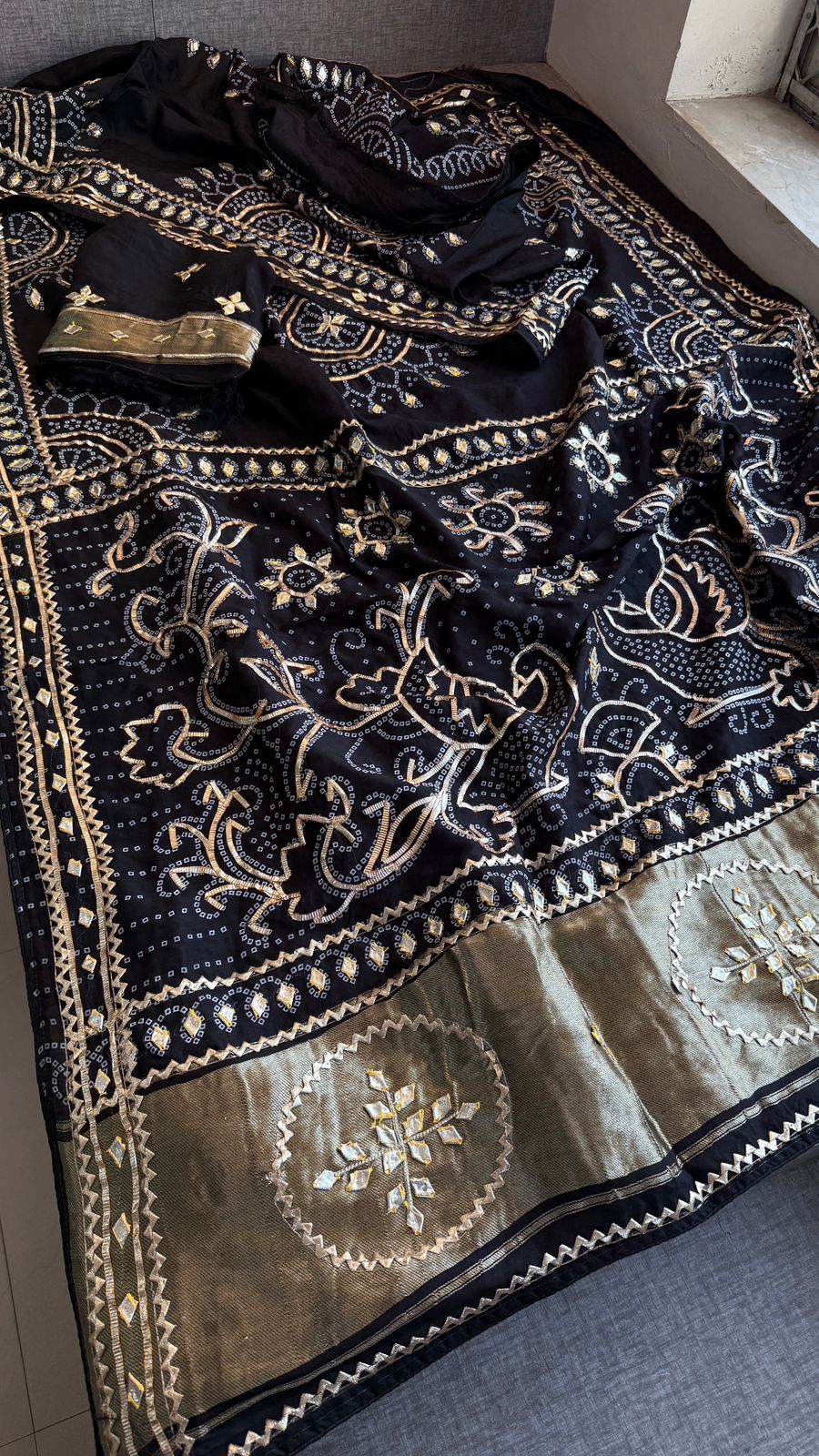 Sikhiya Gotta Patti On Munga Silk Lakdi Patta · 48 Artisan Hours of work · The Gajra Edit